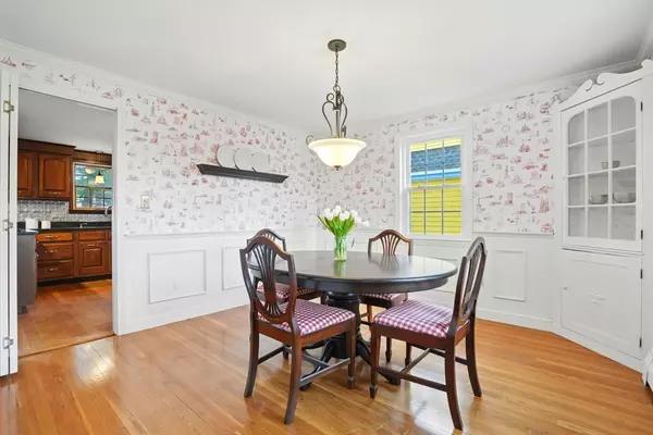 Arlington, MA 02476,164 Charlton Street