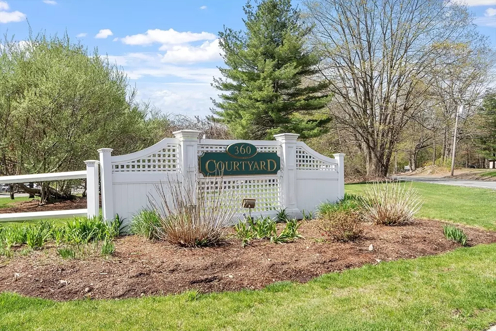 Chelmsford, MA 01824,360 Littleton Rd #D2