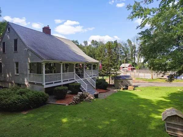 Groveland, MA 01834,52 Center St