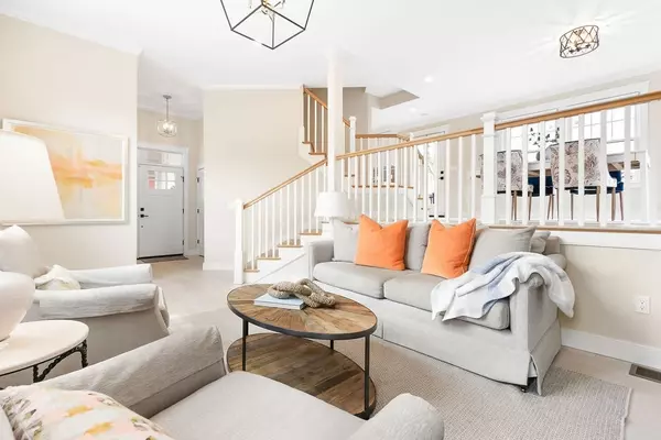 Beverly, MA 01915,582 Hale St #2