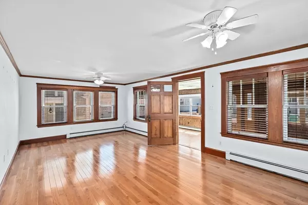 Hull, MA 02045,71 J St