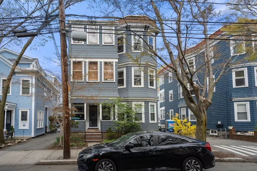 46 Porter St #3, Somerville, MA 02143