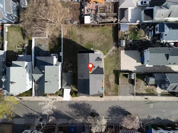 Medford, MA 02155,9 Sanger St