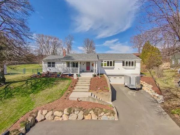 2 Saybrook Circle, South Hadley, MA 01075
