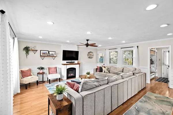 Weymouth, MA 02190,30 Marie Ave