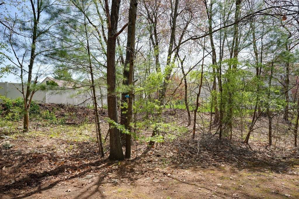Burlington, MA 01803,10 Tinkham Ave