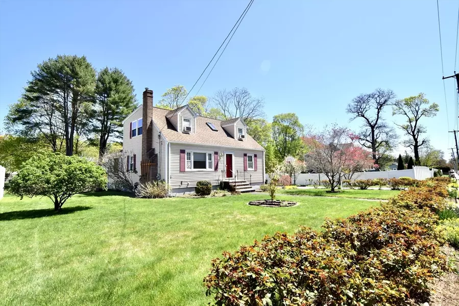 296 Central Street, Foxboro, MA 02035