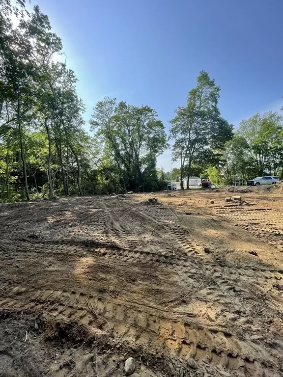 Gloucester, MA 01930,5 Ciaramitaro Ct