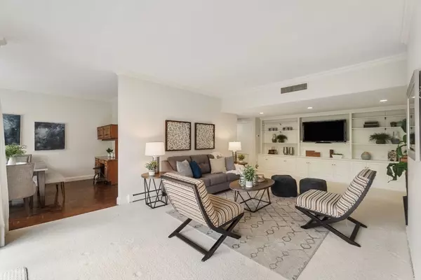 Wellesley, MA 02482,85 Grove Street #408