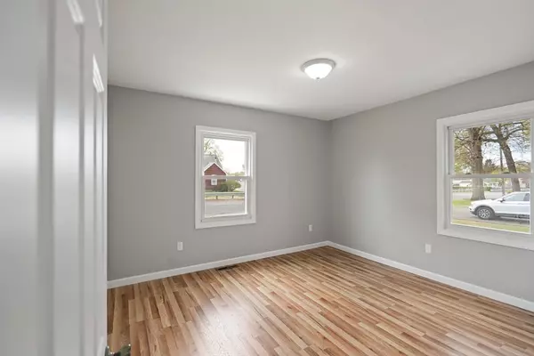 Chicopee, MA 01020,592 Prospect St