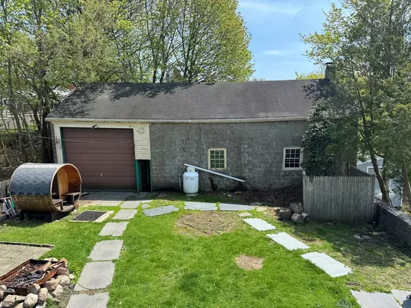 Gloucester, MA 01930,3 Gloucester Ave