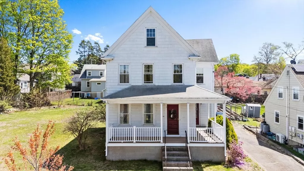 32 Grogan Ave, Quincy, MA 02169