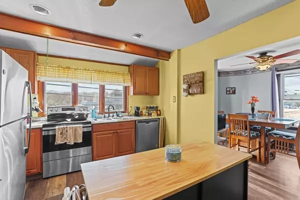 Westport, MA 02790,854 State Rd