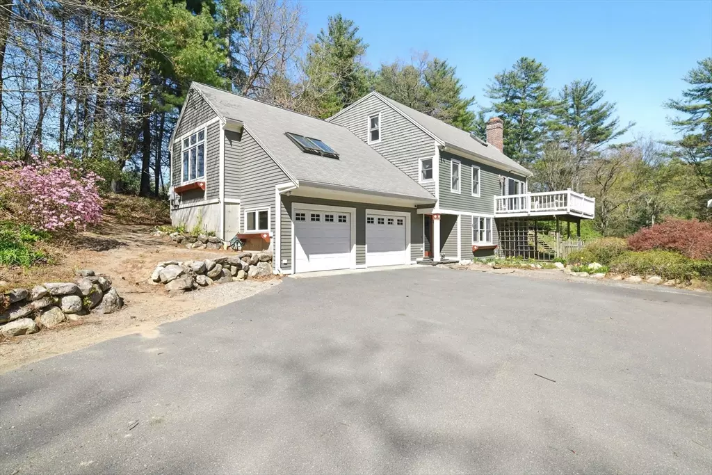 Southampton, MA 01073,16 Miller Ave