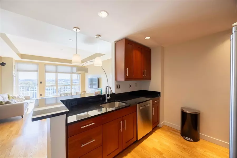 100 Station Landing #1110, Medford, MA 02155