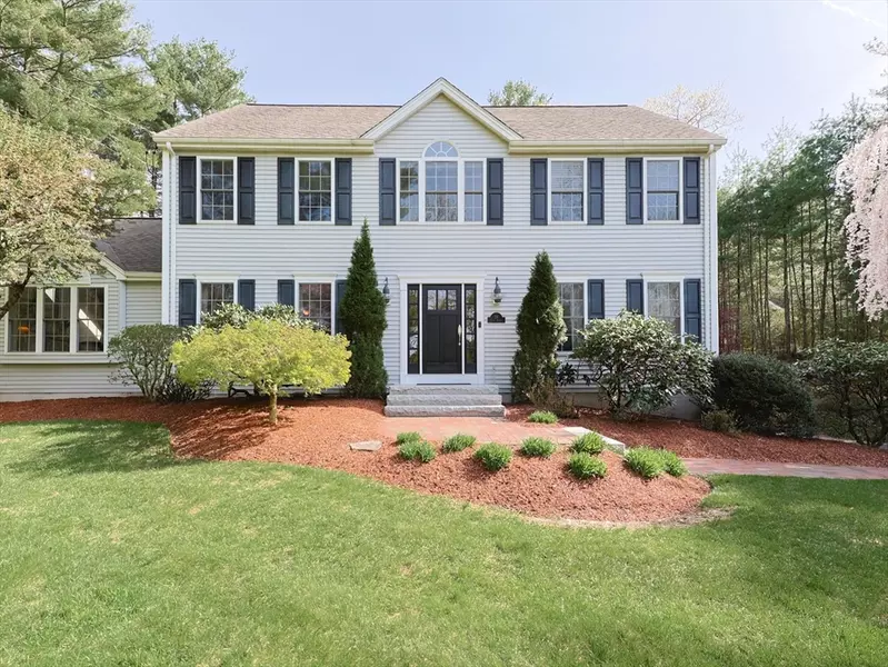 24 East Street, Hopkinton, MA 01748