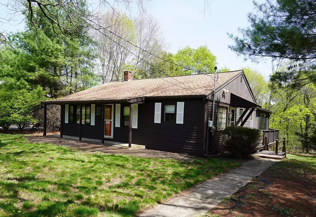 Plainville, MA 02762,152 West Bacon St