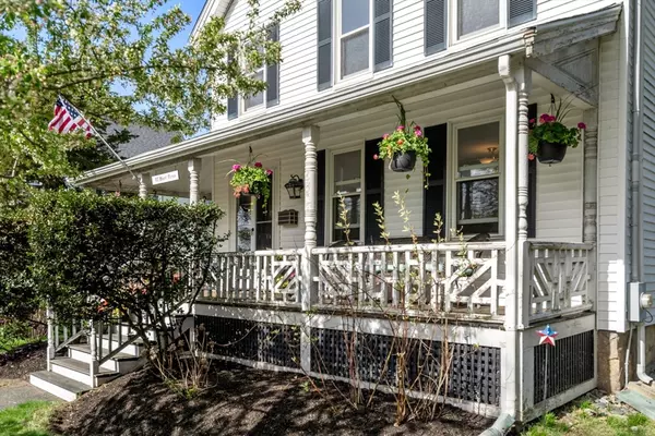 Dedham, MA 02026,110 Mount Vernon St