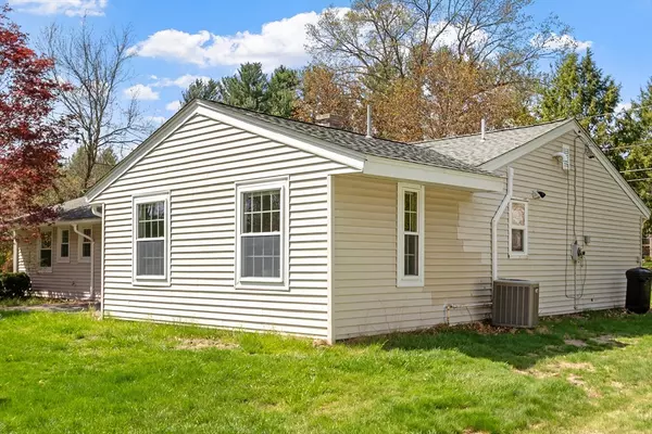 Chelmsford, MA 01824,38 Ruthellen Road