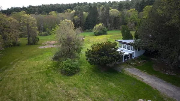 Sherborn, MA 01770,13 Mill Street