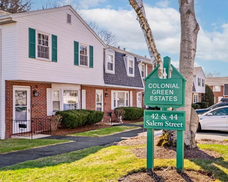 Wakefield, MA 01880,44 Salem St #C