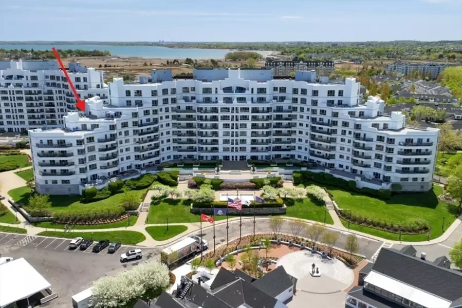 2001 Marina Dr #707, Quincy, MA 02171