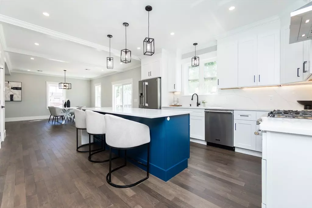 Boston, MA 02124,885-887 Adams St #2