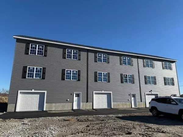 Fall River, MA 02721,1 Lawrence #A
