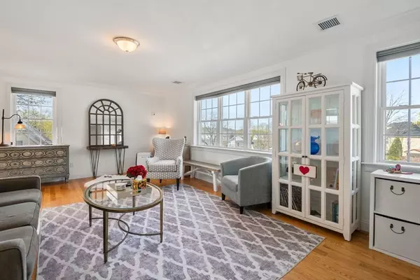 Quincy, MA 02169,260 West Street #8
