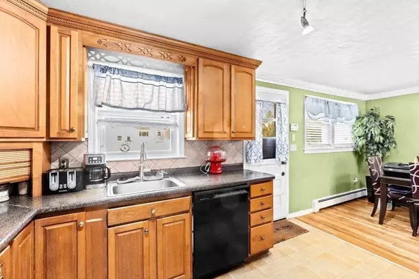 Brockton, MA 02301,1161 Pleasant St