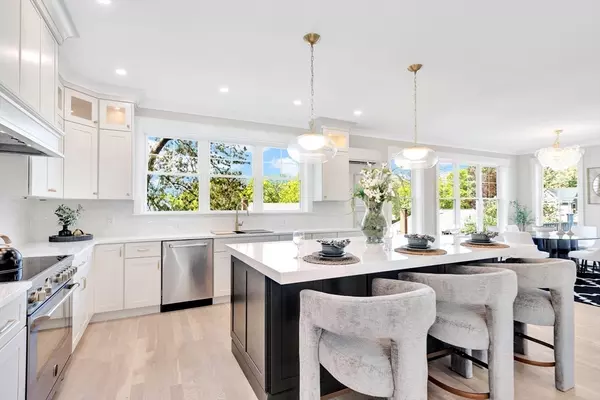 Arlington, MA 02474,354 Ridge St