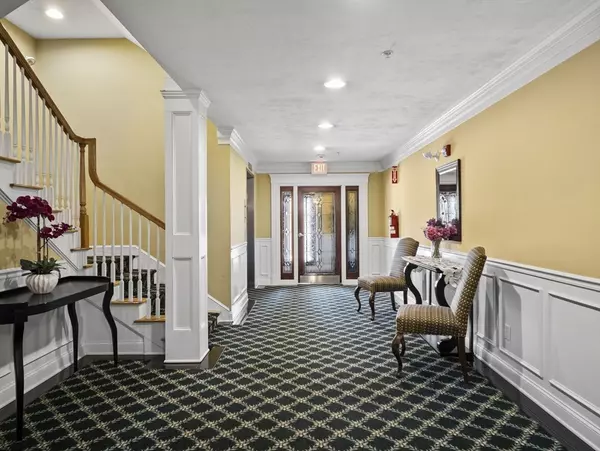 Wilmington, MA 01887,195 Salem St #2204