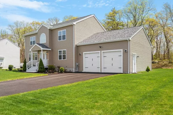 North Attleboro, MA 02760,15 Richard K Stevens Dr