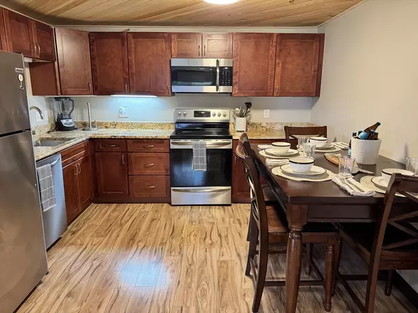 Gloucester, MA 01930,145 Essex Avenue #501