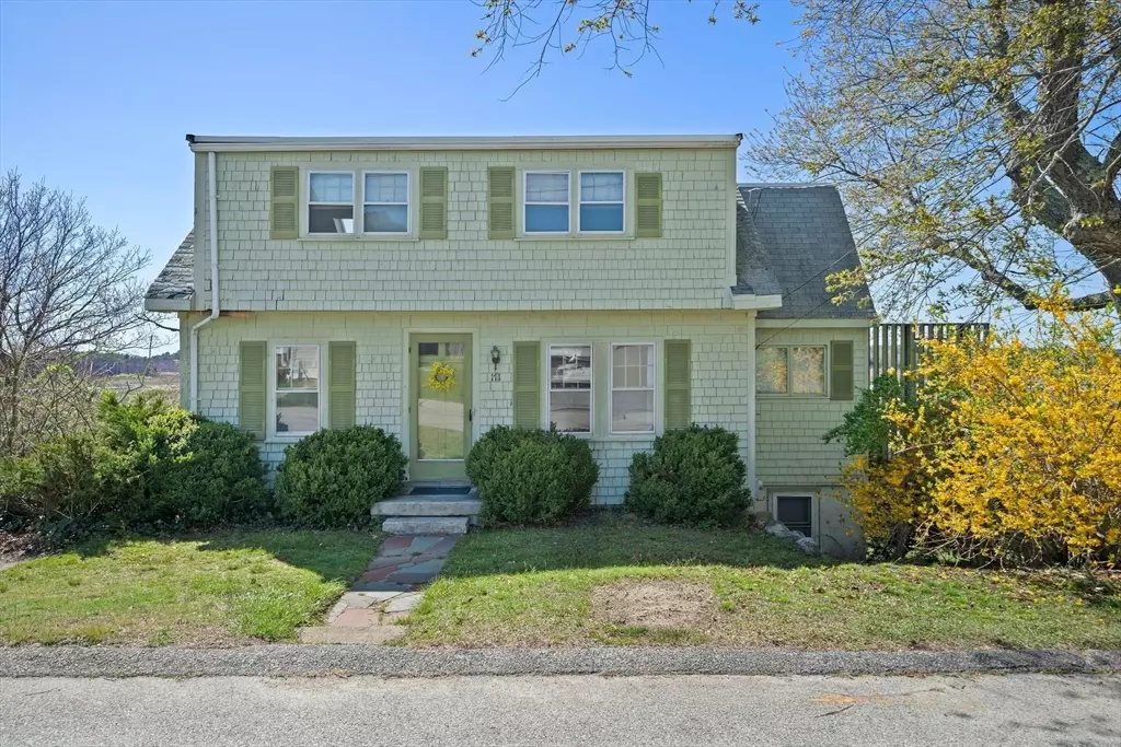 Marshfield, MA 02050,171 Meadowview St.