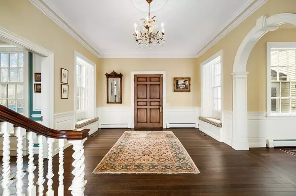 Nahant, MA 01908,66 Ocean St