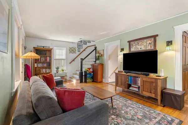 Medford, MA 02155,30 Murray Hill Road