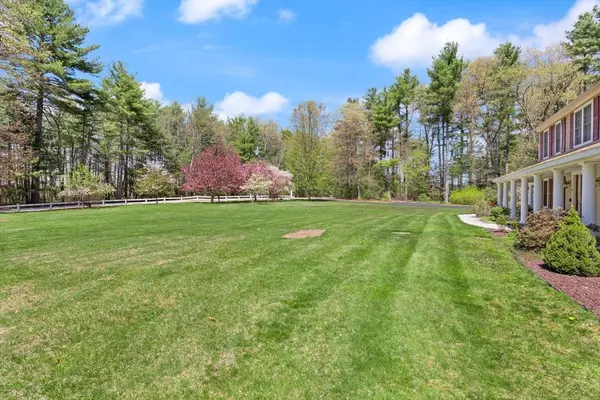 Bellingham, MA 02019,20 & 22 Box Pond Road