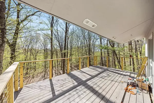 Bolton, MA 01740,118 Vaughn Hill Rd