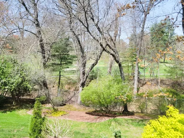 Nashua, NH 03060,64 Farmington Road