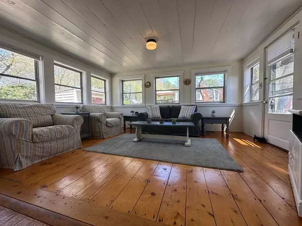 Dennis, MA 02660,28 Thorwald Drive