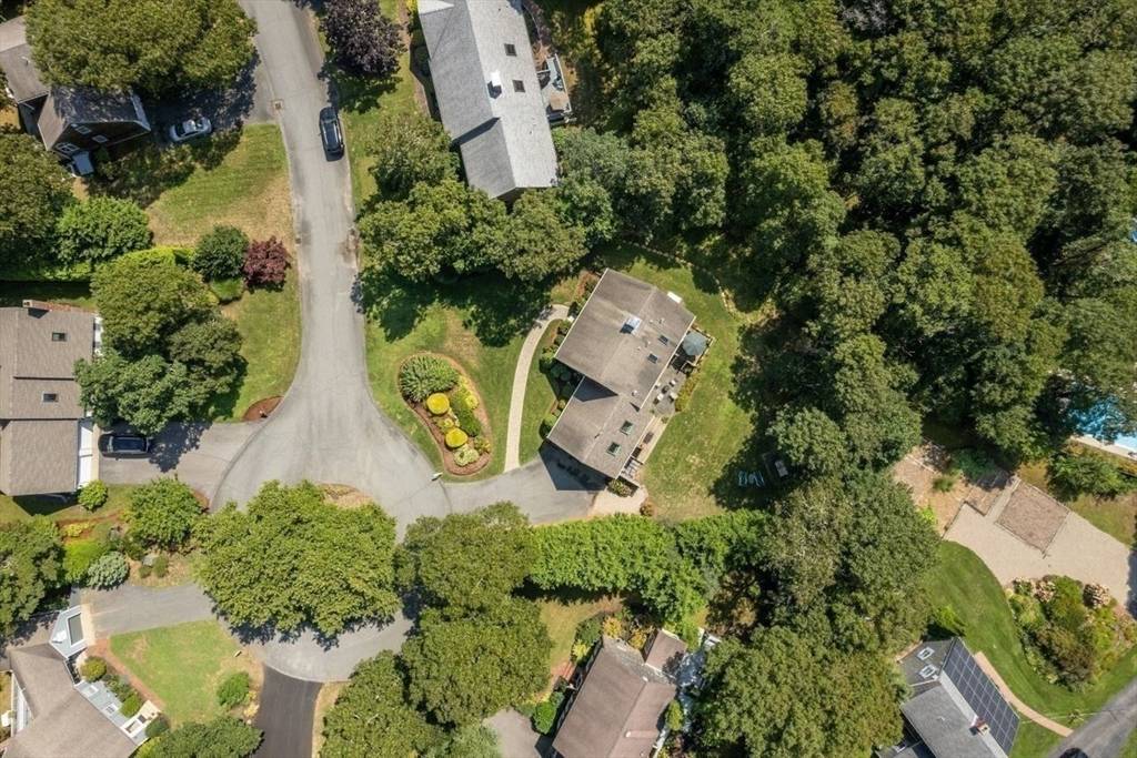 Harwich, MA 02646,19 Windward Walk