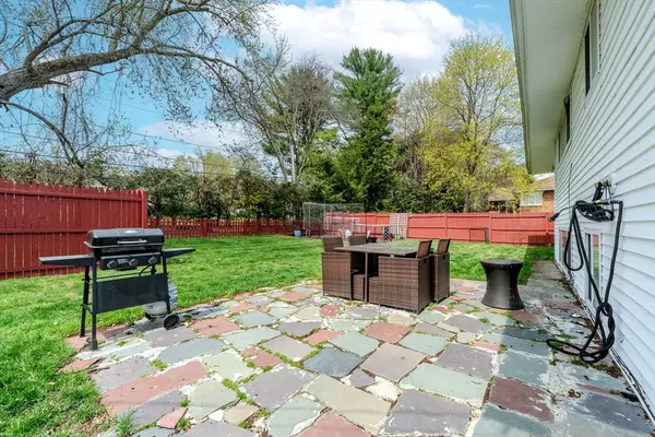 Worcester, MA 01609,18 Ellis Dr
