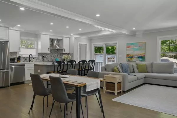 Arlington, MA 02474,42 Margaret St #42