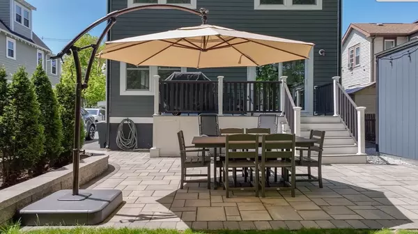 Arlington, MA 02474,42 Margaret St #42