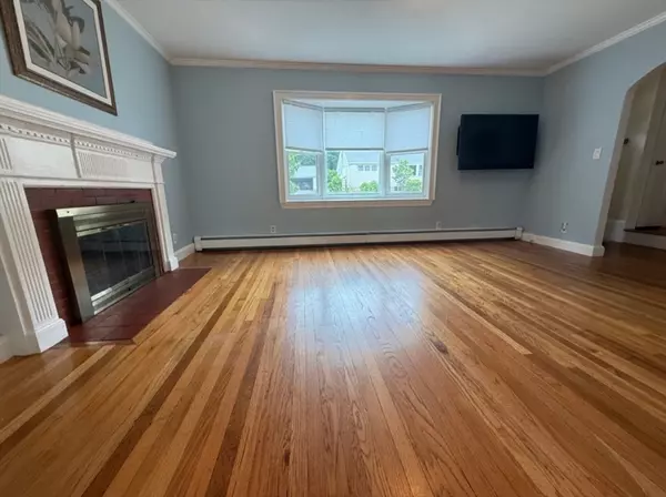 Quincy, MA 02169,17 Woodcliff Road