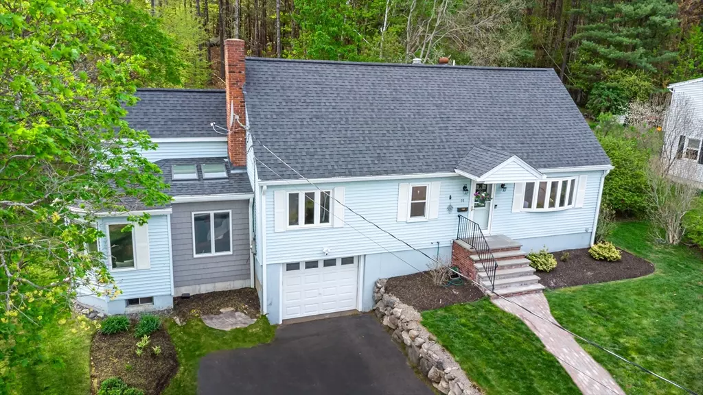 Hudson, MA 01749,10 Ridge