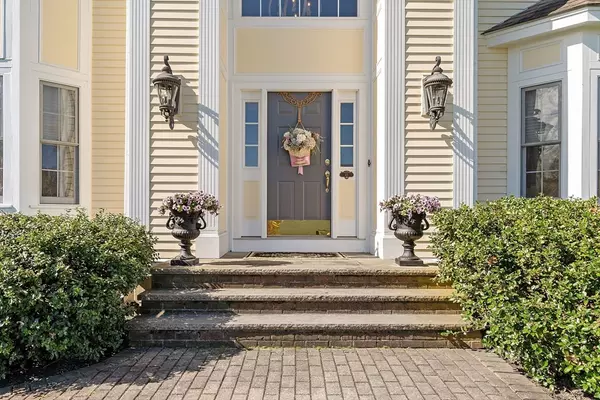 North Andover, MA 01845,65 Leanne Dr