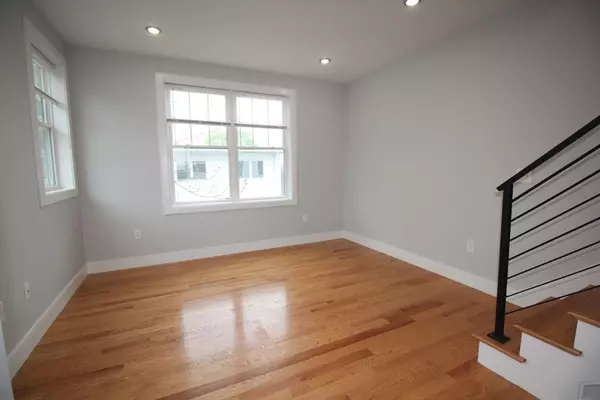 Everett, MA 02149,110 Main St #110