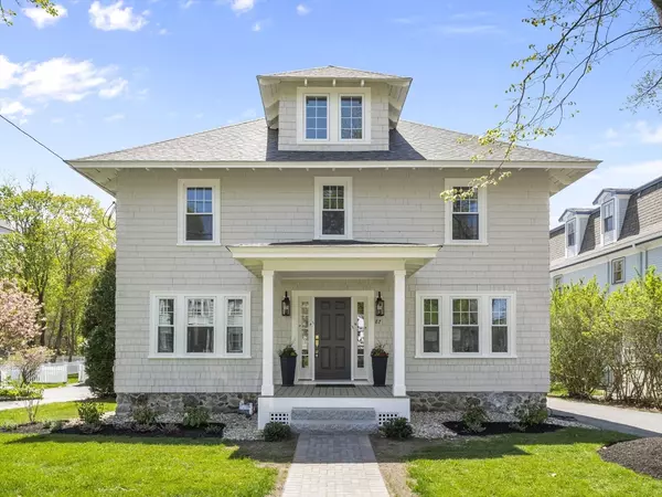 87 Chestnut St, Andover, MA 01810